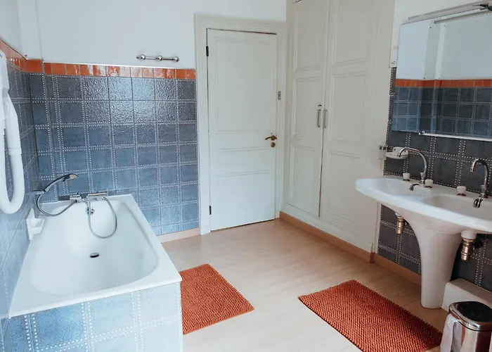 Superbe Appartement, Face A La Vieille Ville !