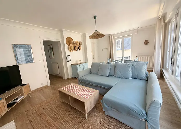 Gj Holiday Escapes - Le Plage De Notre-Dame - Appartement Au Coeur De La Vieille Ville